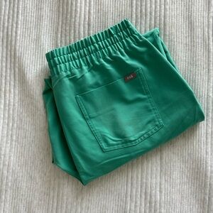 Figs: Surgical Green Zamora High Waisted Jogger Scrub Pants (Size Large Tall)